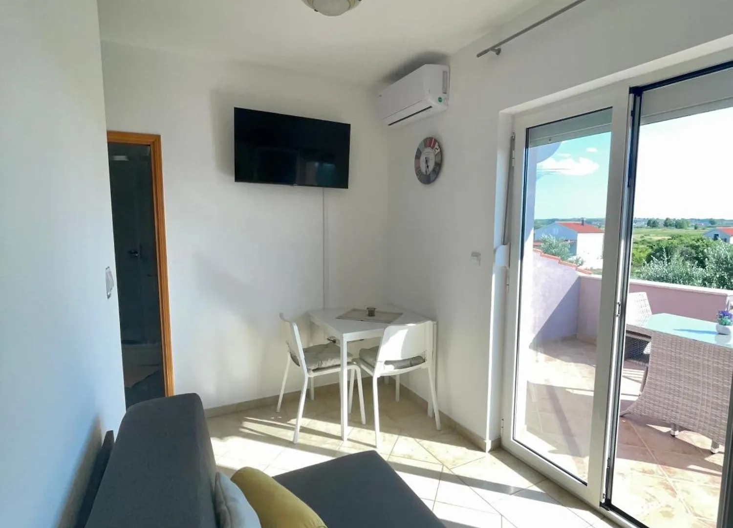 Apartment Studio Apartman Maja Vrsi